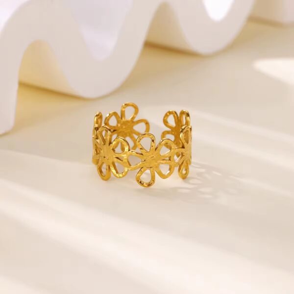 Finger Ring 19
