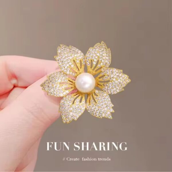 Brooch Or32