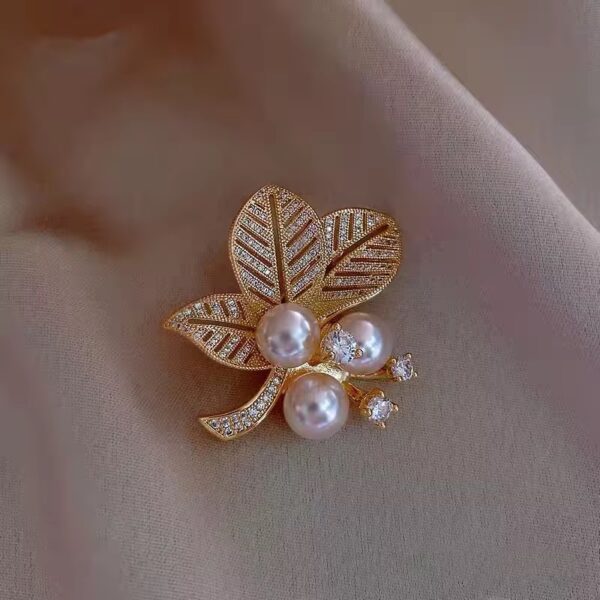 Brooch Or34